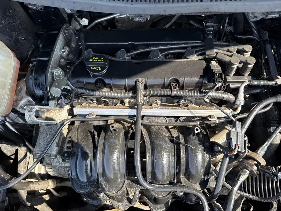 2015 Ford Fiesta SE (3FADP4BJ4FM) with an EcoBoost 1L I-3 gasoline direct injection engine, located at 8750 N County Rd 25A, Piqua, OH, 45356, (937) 908-9800, 40.164391, -84.232513 - **Discover Adventure and Style with the 2015 Ford Fiesta SE at Advantage Car and Credit in Fairborn, OH!**<br /> <br /> Are you ready to elevate your daily commute or weekend adventures? The 2015 Ford Fiesta SE is the ideal sedan for budget-conscious buyers seeking a reliable and stylish companion. - Photo#11