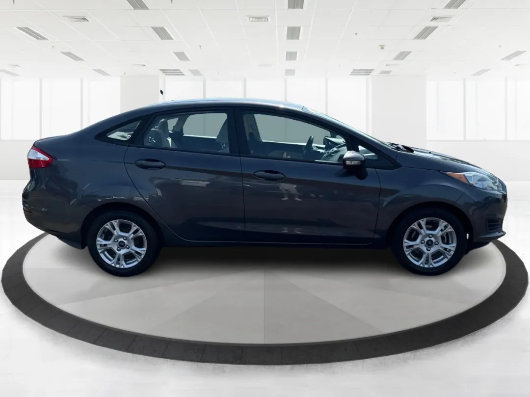 photo of 2015 Ford Fiesta SE