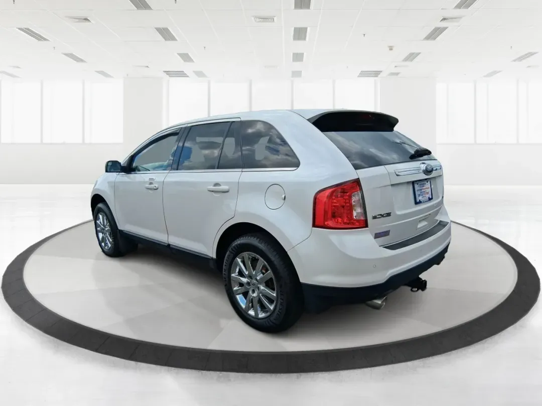 2014 Ford Edge Limited (2FMDK4KC9EB) with an 3.5L V-6 DOHC engine, located at 1184 Kauffman Ave, Fairborn, OH, 45324, (937) 908-9800, 39.807072, -84.030914 - **Elevate Your Family Adventures with the 2014 Ford Edge Limited!**<br /> <br /> Are you ready to transform your daily commutes and weekend adventures? The 2014 Ford Edge Limited is the perfect SUV for families and those who love hitting the open road. With its spacious design, robust performance, a - Photo#4