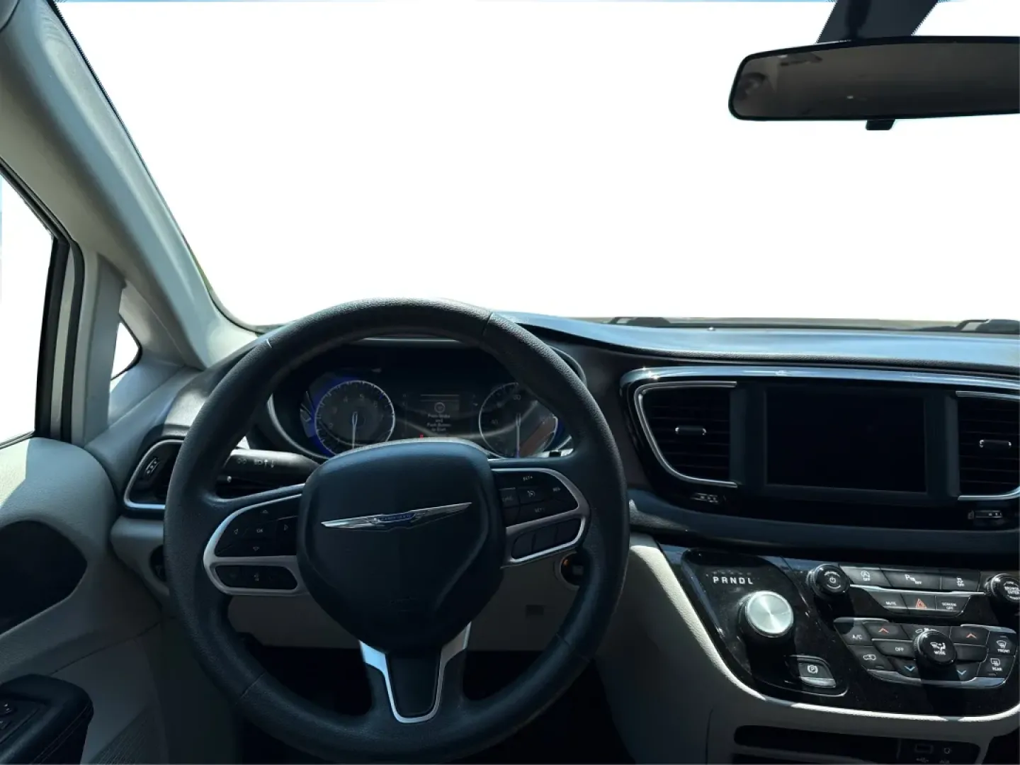 2018 Chrysler Pacifica Touring (2C4RC1DG2JR) with an 3.6L V-6 DOHC engine, located at 1951 S Dayton Lakeview Rd., New Carlisle, OH, 45344, (937) 908-9800, 39.890999, -84.050255 - Discover the ultimate family vehicle that perfectly balances comfort, space, and versatility-the 2018 Chrysler Pacifica Touring. Ideal for growing families and those who crave adventure, this passenger van is ready to take you on unforgettable road trips or to simply navigate the daily grind in styl - Photo#21