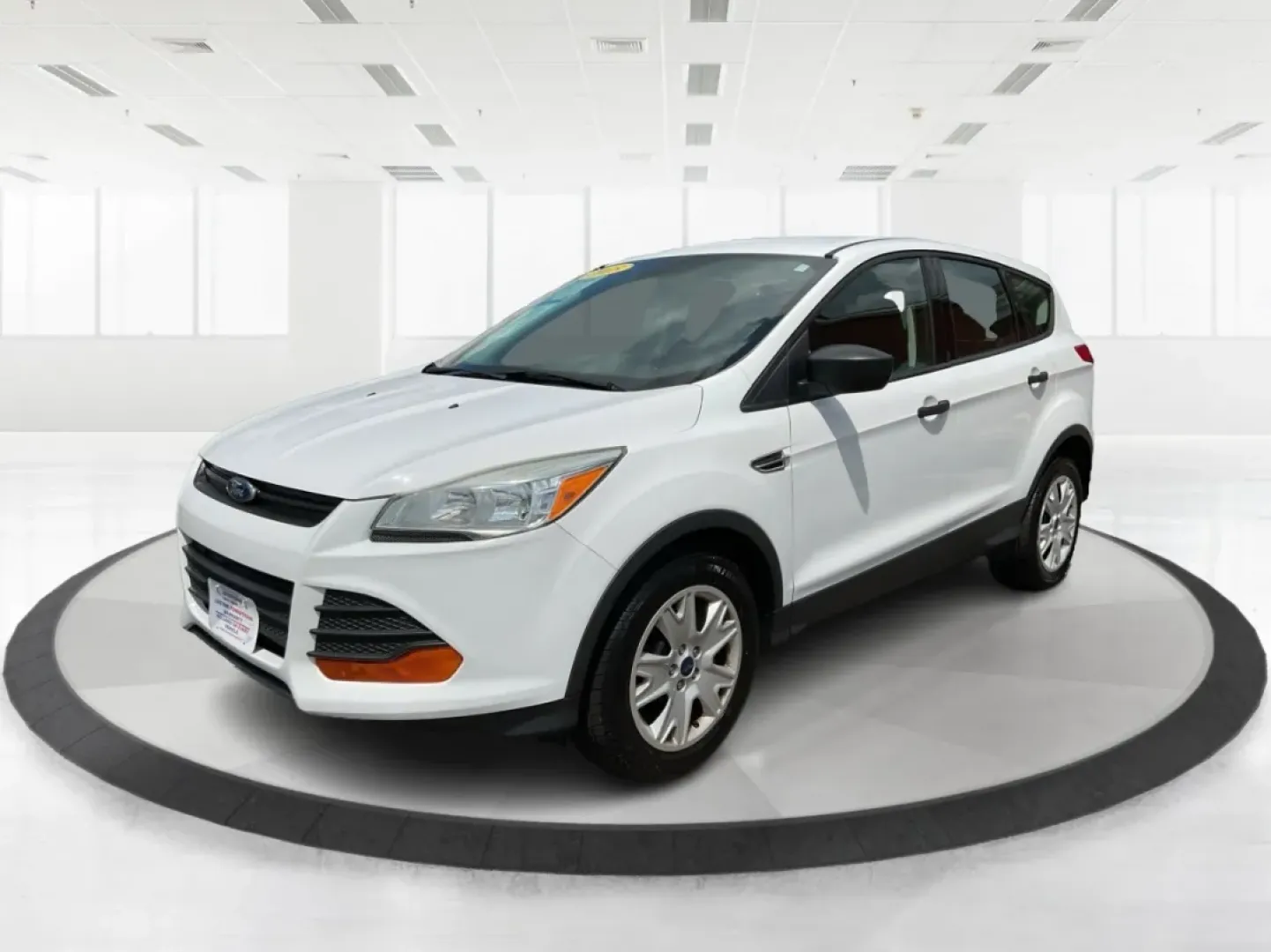 2015 Ford Escape S (1FMCU0F71FU) with an Duratec 2.5L I-4 DOHC engine, located at 880 E. National Road, Vandalia, OH, 45377, (937) 908-9800, 39.891918, -84.183594 - **Adventure Awaits with the 2015 Ford Escape! Perfect for Family Outings and Daily Commutes!**<br /> <br /> Are you looking for a versatile vehicle that seamlessly fits into your active lifestyle? The 2015 Ford Escape is the ideal SUV for growing families, weekend adventurers, or anyone who needs a - Photo#8