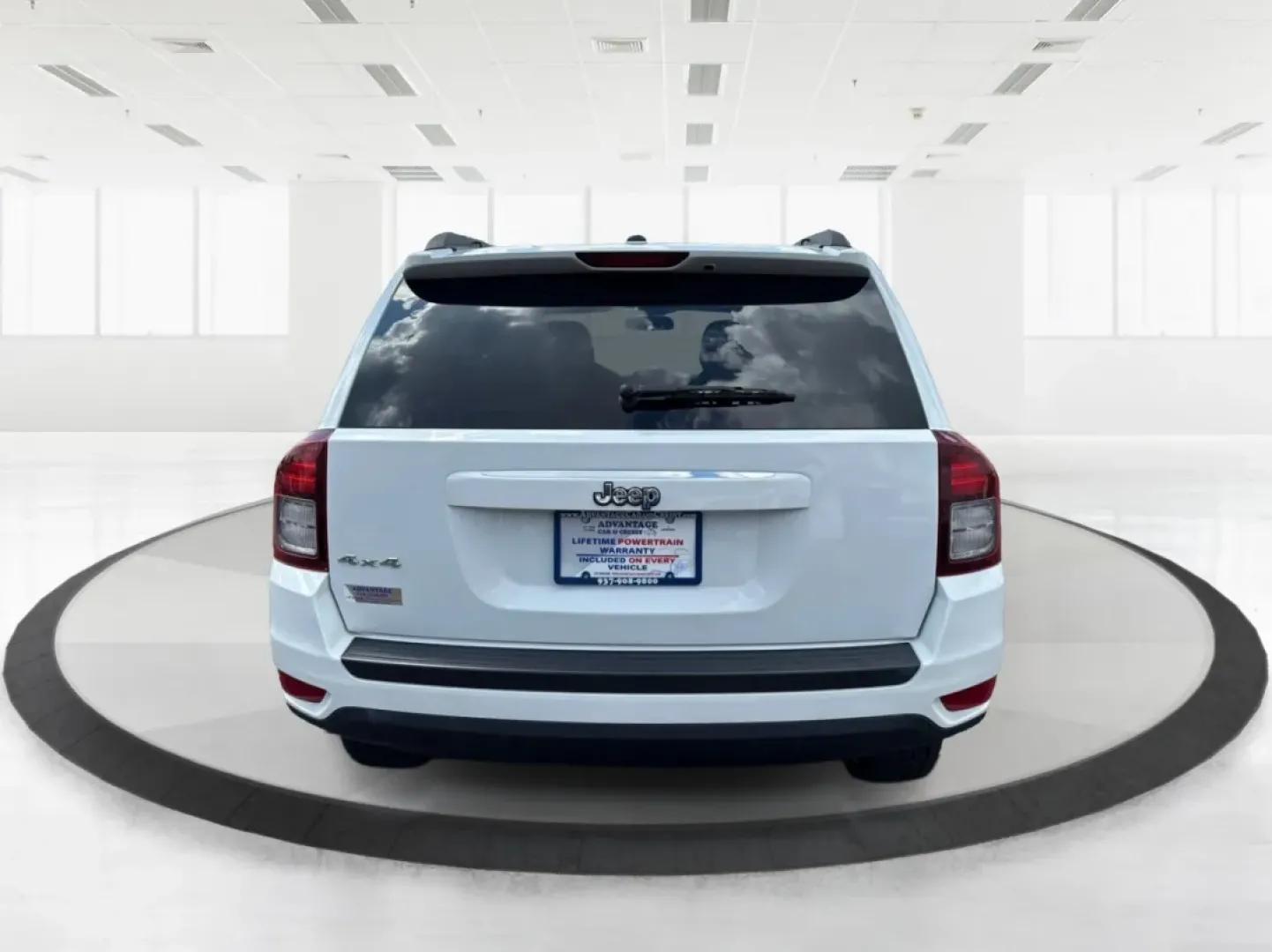 2014 Jeep Compass Sport (1C4NJDBB4ED) with an 2.4L I-4 DOHC engine, located at 1184 Kauffman Ave, Fairborn, OH, 45324, (937) 908-9800, 39.807072, -84.030914 - **Experience Adventure with the 2014 Jeep Compass Sport at Advantage Car and Credit Xenia!** <br /> <br /> Are you ready to embrace the open road with a vehicle that combines comfort, capability, and style? The 2014 Jeep Compass Sport, available at Advantage Car and Credit in Xenia, Ohio, is the pe - Photo#3