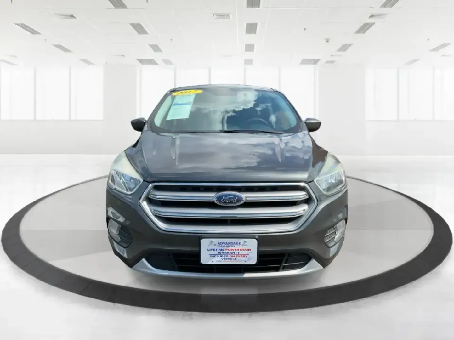 2017 Ford Escape SE (1FMCU0GD7HU) with an 1.5L L4 DOHC 16V engine, 6A transmission, located at 1184 Kauffman Ave, Fairborn, OH, 45324, (937) 908-9800, 39.807072, -84.030914 - **Experience Life on the Move with the 2017 Ford Escape SE at Advantage Car and Credit - Troy!**<br /> <br /> Are you ready to elevate your lifestyle with a versatile SUV that's perfect for family outings and weekend adventures? Look no further than the 2017 Ford Escape SE, available at Advantage Ca - Photo#7