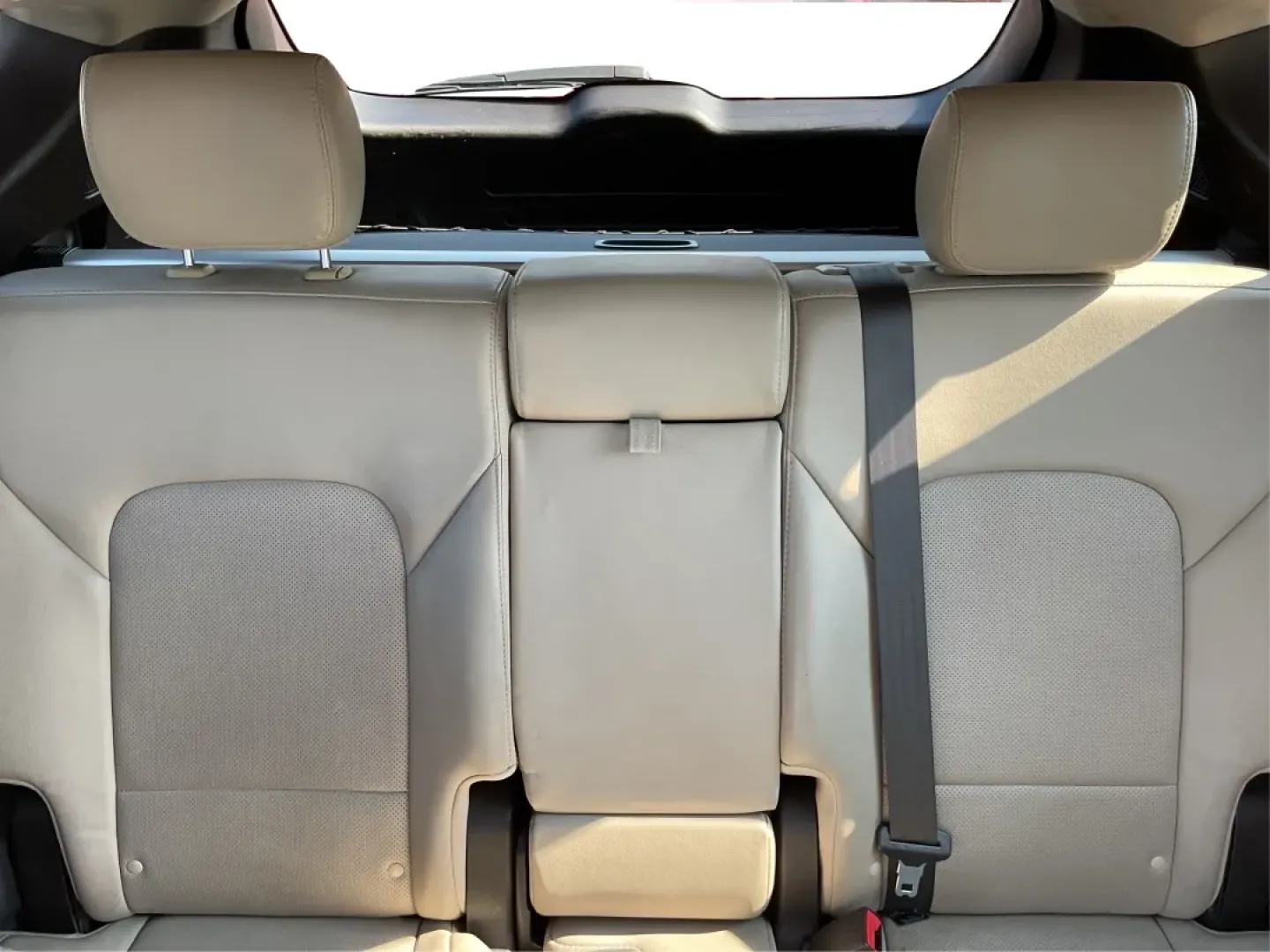 2017 Hyundai Santa Fe 2.0T Ultimate (5XYZW4LA5HG) with an Theta II 2L I-4 gasoline direct injection engine, located at 8750 N County Rd 25A, Piqua, OH, 45356, (937) 908-9800, 40.164391, -84.232513 - Are you ready to elevate your family adventures or commute comfortably while tackling any road with confidence? Look no further than this 2017 Hyundai Santa Fe 2.0T Ultimate, available now at Advantage Car and Credit in Fairborn, OH. This SUV is not just a vehicle; it's your ticket to creating unfor - Photo#14