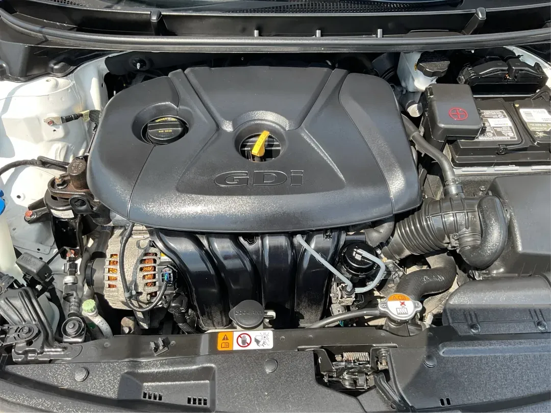 2017 Hyundai Elantra GT Base (KMHD35LH2HU) with an Other engine, located at 1184 Kauffman Ave, Fairborn, OH, 45324, (937) 908-9800, 39.807072, -84.030914 - **Discover the Perfect Commuter or Family Vehicle at Advantage Car and Credit - Piqua**<br /> <br /> Are you searching for a reliable vehicle that caters to your daily commute or weekend family adventures? Look no further than this 2017 Hyundai Elantra GT, now available for purchase at Advantage Car - Photo#11