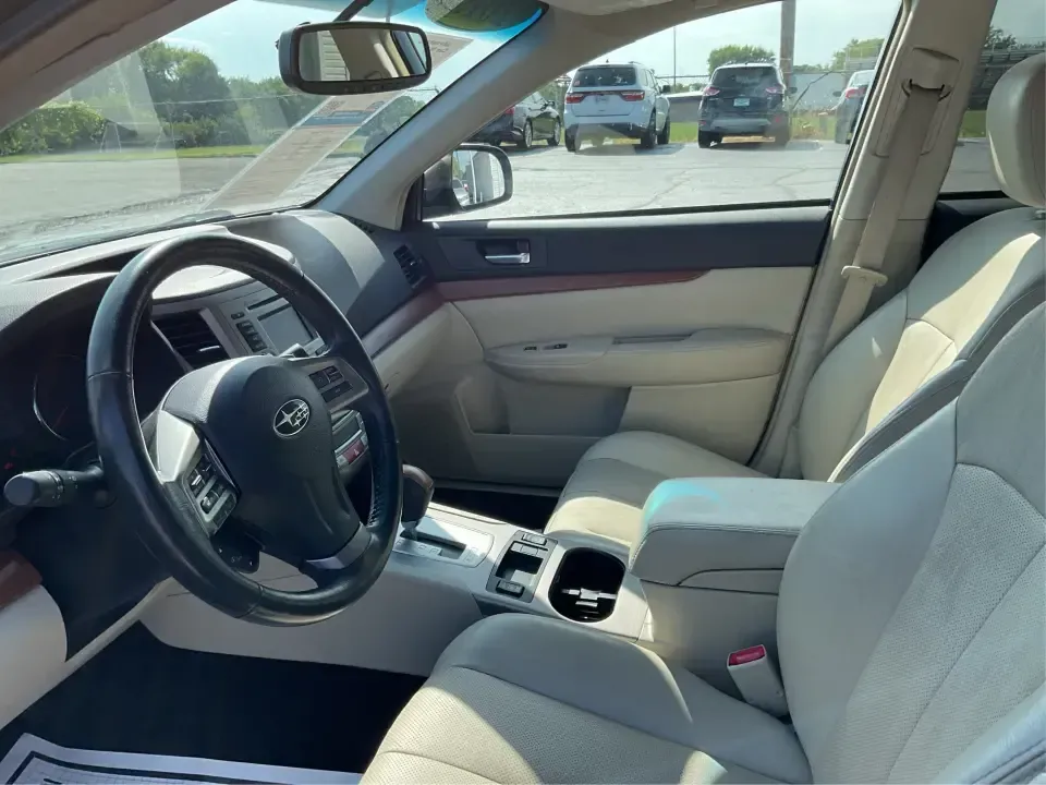 2013 Subaru Outback 2.5i Limited (4S4BRBKC0D3) with an 2.5L H-4 DOHC engine, Continuously Variable Transmission (CVT) transmission, located at 1099 N County Rd 25A, Troy, OH, 45373, (937) 908-9800, 40.057079, -84.212883 - **Adventure Awaits with This 2013 Subaru Outback! Perfect for Weekend Getaways and Daily Commutes**<br /> <br /> Looking for a versatile vehicle that can handle everything from family road trips to daily commutes? Look no further than this 2013 Subaru Outback 2.5i Limited, now available at Advantage - Photo#9