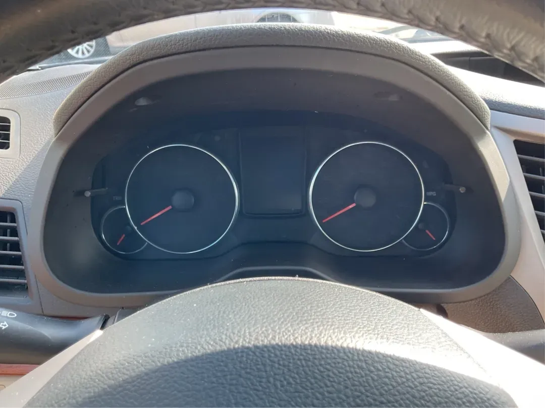 2013 Subaru Outback 2.5i Limited (4S4BRBKC0D3) with an 2.5L H-4 DOHC engine, Continuously Variable Transmission (CVT) transmission, located at 8750 N County Rd 25A, Piqua, OH, 45356, (937) 908-9800, 40.164391, -84.232513 - **Adventure Awaits with This 2013 Subaru Outback! Perfect for Weekend Getaways and Daily Commutes**<br /> <br /> Looking for a versatile vehicle that can handle everything from family road trips to daily commutes? Look no further than this 2013 Subaru Outback 2.5i Limited, now available at Advantage - Photo#14