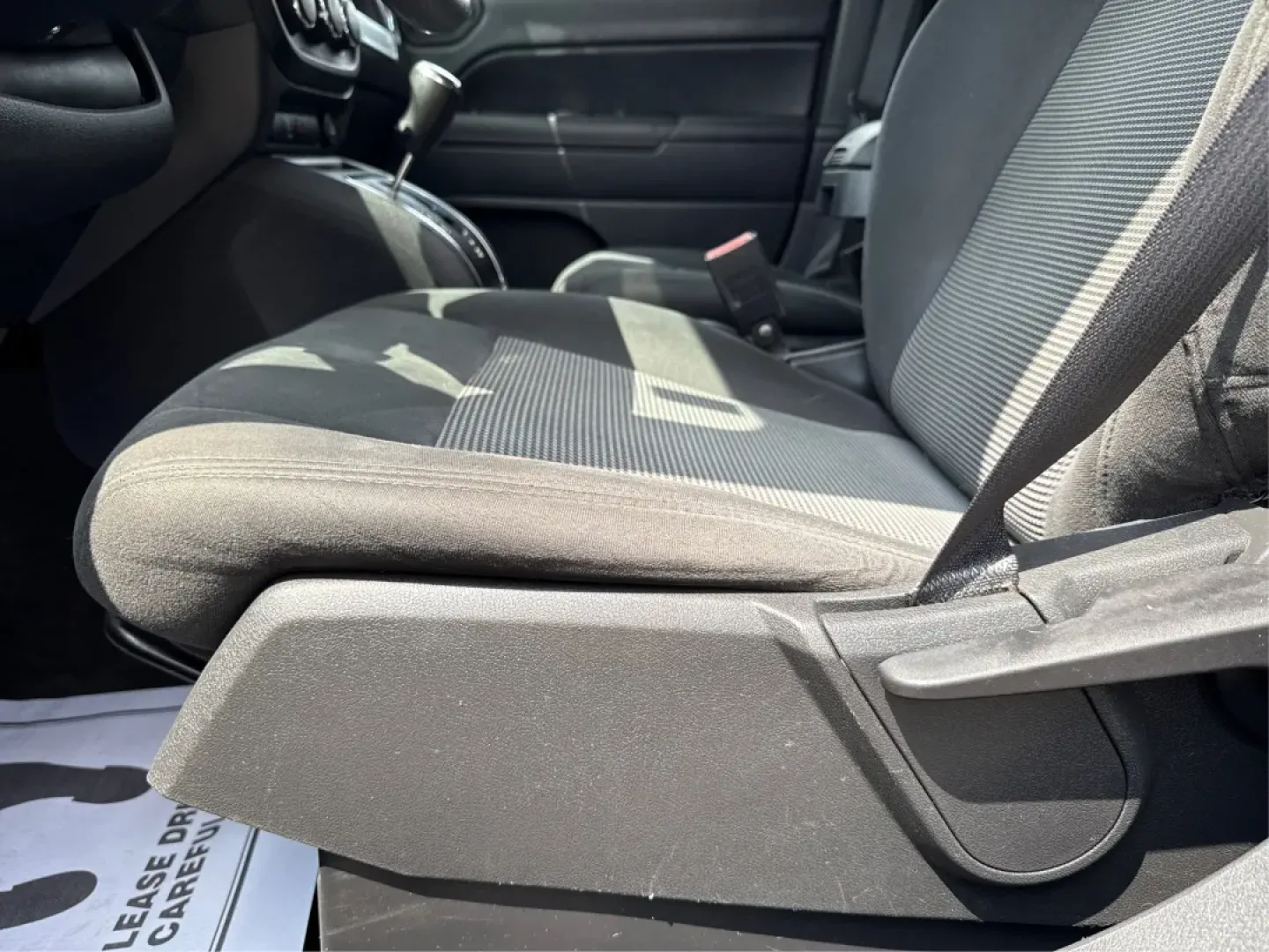 2016 Jeep Compass Sport (1C4NJDBB5GD) with an 2.4L I-4 DOHC engine, located at 1230 East Main St, Xenia, OH, 45385, (937) 908-9800, 39.688026, -83.910172 - **Adventure Awaits with this 2016 Jeep Compass Sport Perfect for Weekend Getaways!**<br /> <br /> Are you looking for a vehicle that combines style, functionality, and reliability for your next adventure? Look no further than this 2016 Jeep Compass Sport, available now at Advantage Car and Credit i - Photo#18