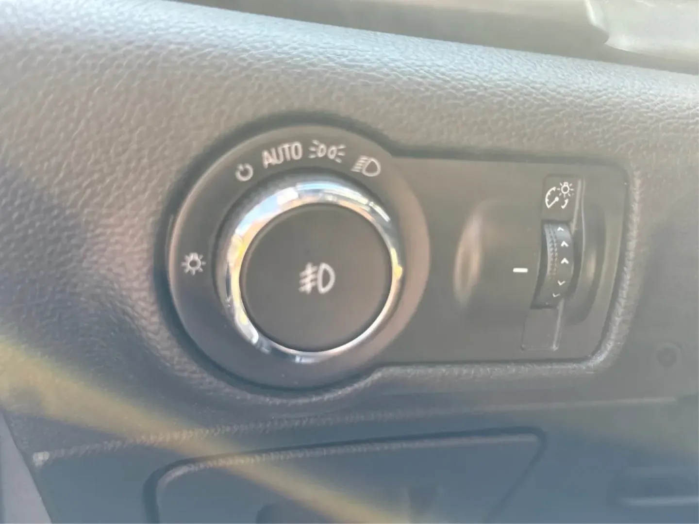 2016 Buick Cascada Premium (W04WT3N5XGG) with an 1.6L I-4 gasoline direct injection engine, located at 1230 East Main St, Xenia, OH, 45385, (937) 908-9800, 39.688026, -83.910172 - Experience the thrill of open-air driving with the 2016 Buick Cascada Premium, available now at Advantage Car and Credit in Xenia, OH. This stylish convertible is not just a car; it's an invitation to embrace life's adventures-perfect for weekend getaways, enjoying scenic drives, or simply elevating - Photo#17