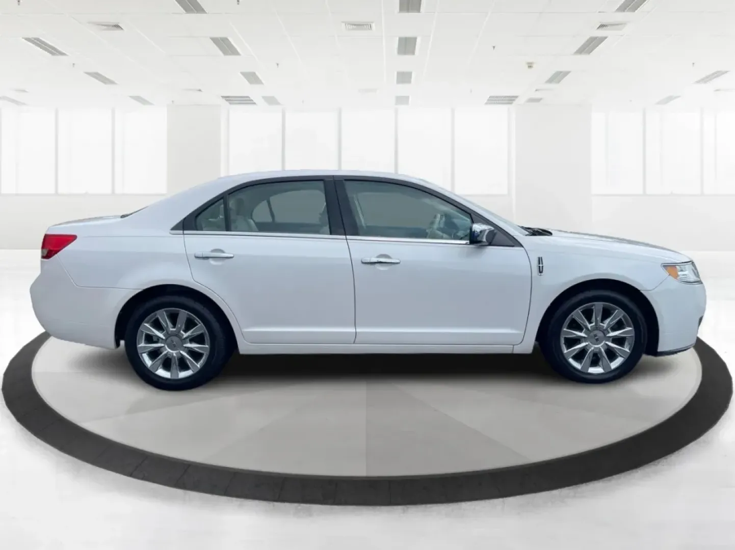 2012 Lincoln MKZ Base (3LNHL2JC1CR) with an Other engine, located at 1230 East Main St, Xenia, OH, 45385, (937) 908-9800, 39.688026, -83.910172 - **Discover Luxury and Comfort with the 2012 Lincoln MKZ at Advantage Car and Credit!**<br /> <br /> Imagine gliding through the streets of Fairborn, OH in a stylish and comfortable sedan that's perfect for your daily commute or weekend adventures. The 2012 Lincoln MKZ is more than just a car; it's a - Photo#1
