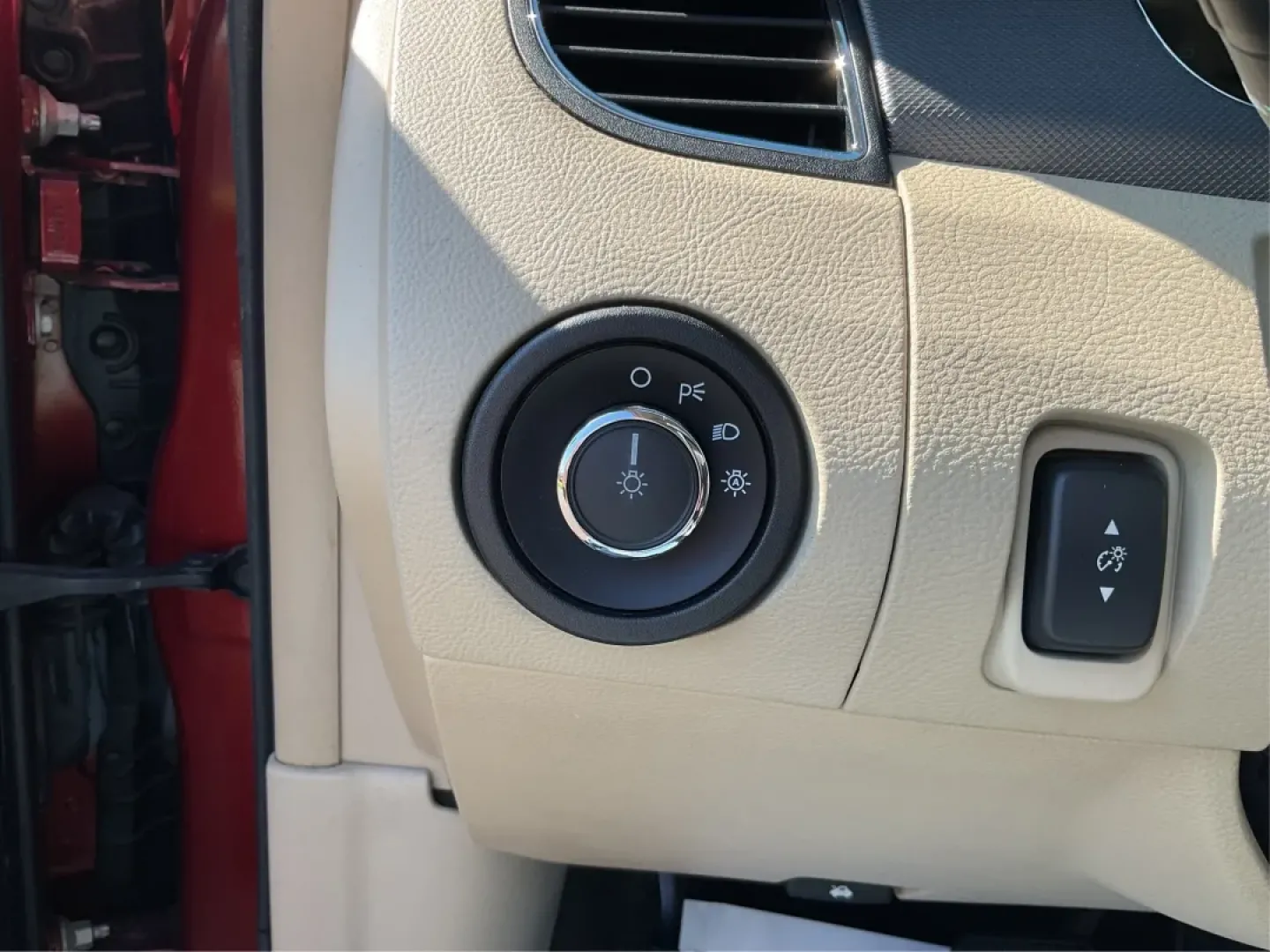 2014 Ford Taurus SE (1FAHP2D89EG) with an Other engine, located at 1184 Kauffman Ave, Fairborn, OH, 45324, (937) 908-9800, 39.807072, -84.030914 - **Experience the Perfect Blend of Comfort and Reliability with the 2014 Ford Taurus SE**<br /> <br /> Looking for a reliable sedan that suits your daily commute while also being perfect for family road trips? The 2014 Ford Taurus SE is designed to meet the needs of diverse lifestyles, making it a fa - Photo#17