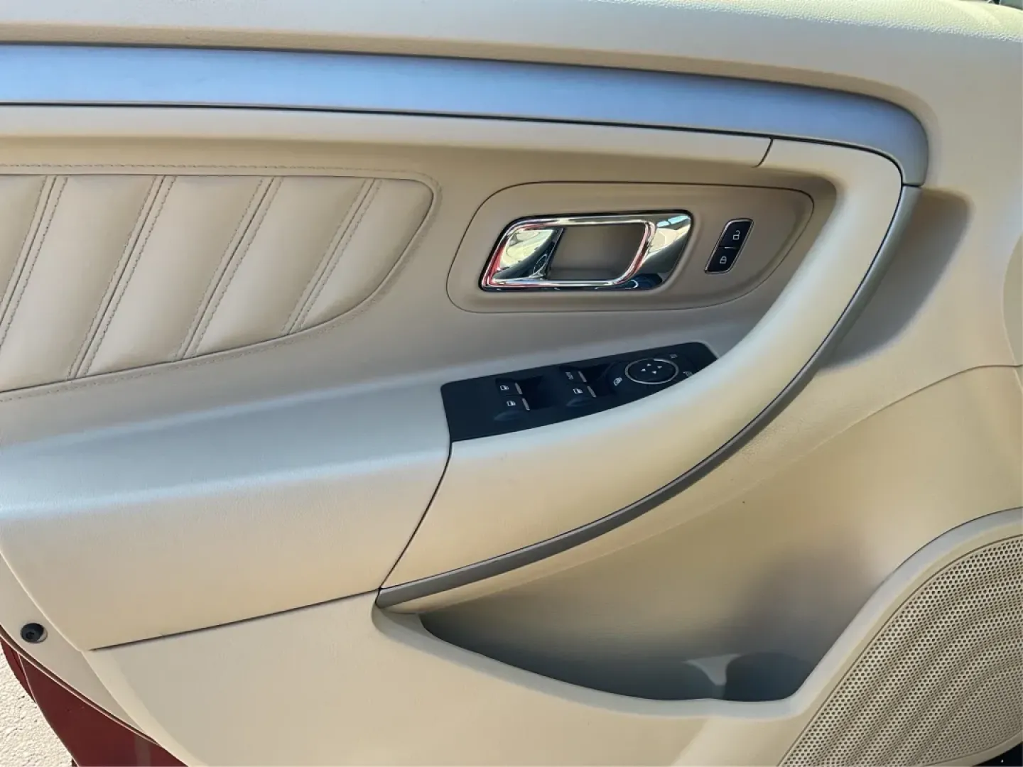 2014 Ford Taurus SE (1FAHP2D89EG) with an Other engine, located at 1184 Kauffman Ave, Fairborn, OH, 45324, (937) 908-9800, 39.807072, -84.030914 - **Experience the Perfect Blend of Comfort and Reliability with the 2014 Ford Taurus SE**<br /> <br /> Looking for a reliable sedan that suits your daily commute while also being perfect for family road trips? The 2014 Ford Taurus SE is designed to meet the needs of diverse lifestyles, making it a fa - Photo#19