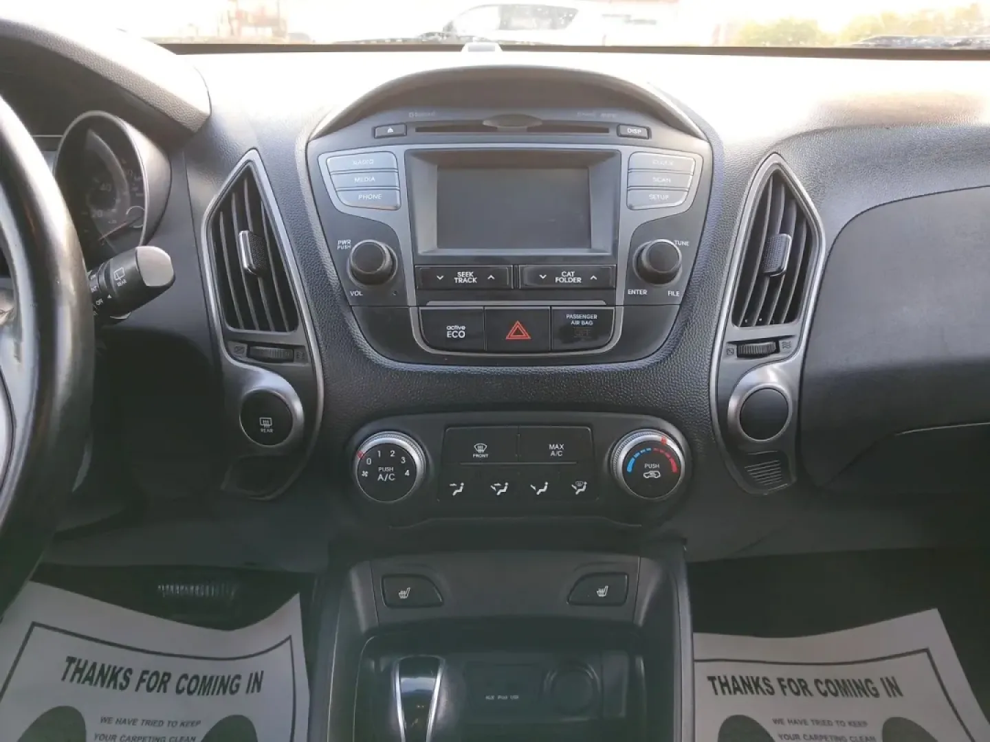 2014 Hyundai Tucson GLS AWD (KM8JUCAG3EU) with an 2.4L L4 DOHC 16V engine, 6-Speed Automatic transmission, located at 1230 East Main St, Xenia, OH, 45385, (937) 908-9800, 39.688026, -83.910172 - **Explore the Great Outdoors with the 2014 Hyundai Tucson GLS AWD! Perfect for Weekend Adventures!**<br /> <br /> If you're ready to embrace life's adventures, the 2014 Hyundai Tucson GLS AWD is the SUV you need. Whether you're planning a weekend camping trip, daily commutes around Fairborn, or shut - Photo#13