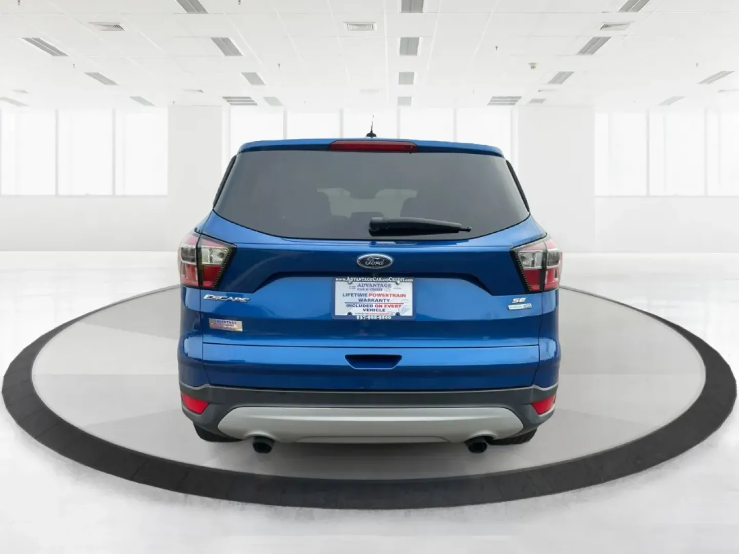 2017 Ford Escape SE (1FMCU9GD3HU) with an Other engine, located at 1099 N County Rd 25A, Troy, OH, 45373, (937) 908-9800, 40.057079, -84.212883 - Are you searching for a reliable and stylish SUV that fits seamlessly into your busy lifestyle? Look no further than this stunning 2017 Ford Escape SE, available now at Advantage Car and Credit in Fairborn, OH. With its robust features and comfortable design, this vehicle is perfect for growing fami - Photo#3