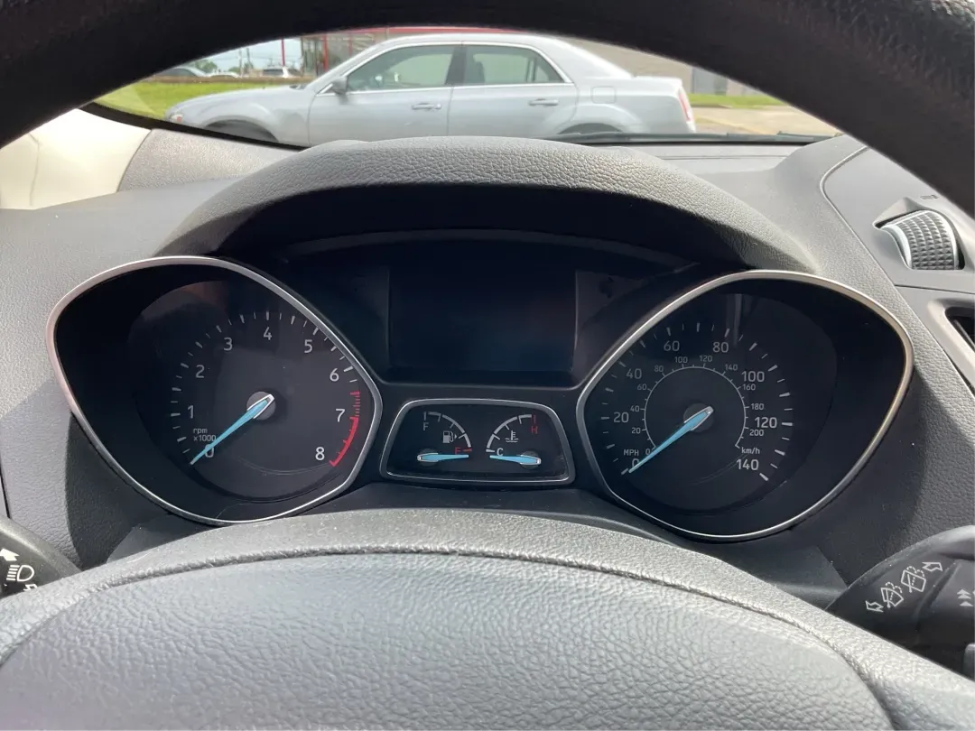 2017 Ford Escape SE (1FMCU9GD3HU) with an Other engine, located at 1099 N County Rd 25A, Troy, OH, 45373, (937) 908-9800, 40.057079, -84.212883 - Are you searching for a reliable and stylish SUV that fits seamlessly into your busy lifestyle? Look no further than this stunning 2017 Ford Escape SE, available now at Advantage Car and Credit in Fairborn, OH. With its robust features and comfortable design, this vehicle is perfect for growing fami - Photo#15