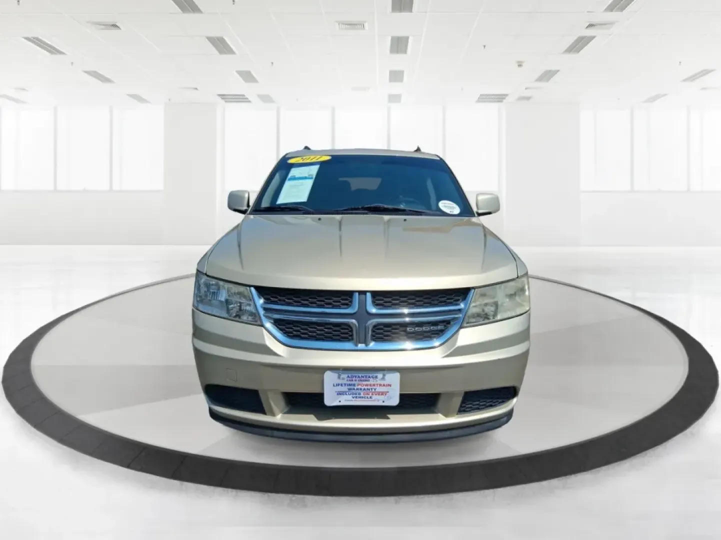 2011 Dodge Journey Mainstreet (3D4PG1FG9BT) with an 3.6L V6 DOHC 24V engine, 6-Speed Automatic transmission, located at 4508 South Dixie Dr, Moraine, OH, 45439, (937) 908-9800, 39.689976, -84.218452 - Are you in search of a versatile SUV that fits seamlessly into your active lifestyle? Look no further than this 2011 Dodge Journey Mainstreet, available now at Advantage Car and Credit - Moraine, located at 4508 South Dixie Dr, Moraine, OH 45439. This spacious and well-equipped SUV is not just a veh - Photo#7