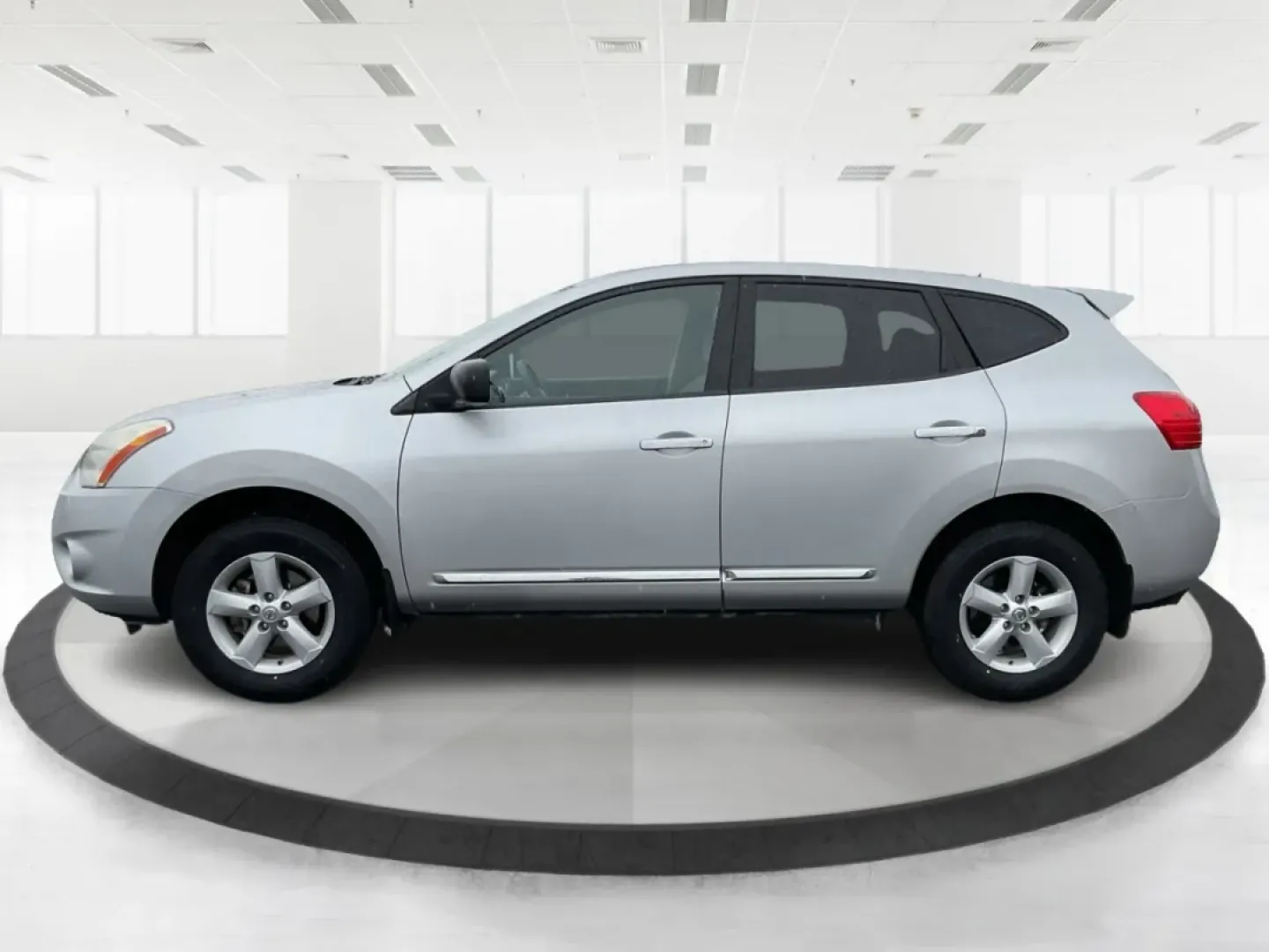 2012 Nissan Rogue S (JN8AS5MT2CW) with an 2.5L I-4 DOHC engine, located at 1951 S Dayton Lakeview Rd., New Carlisle, OH, 45344, (937) 908-9800, 39.890999, -84.050255 - Are you seeking the perfect vehicle that balances style, comfort, and versatility? Look no further than the 2012 Nissan Rogue, now available at Advantage Car and Credit in Fairborn, OH. This sleek SUV is not just a mode of transportation; it's your ticket to adventure, ideal for growing families, we - Photo#5