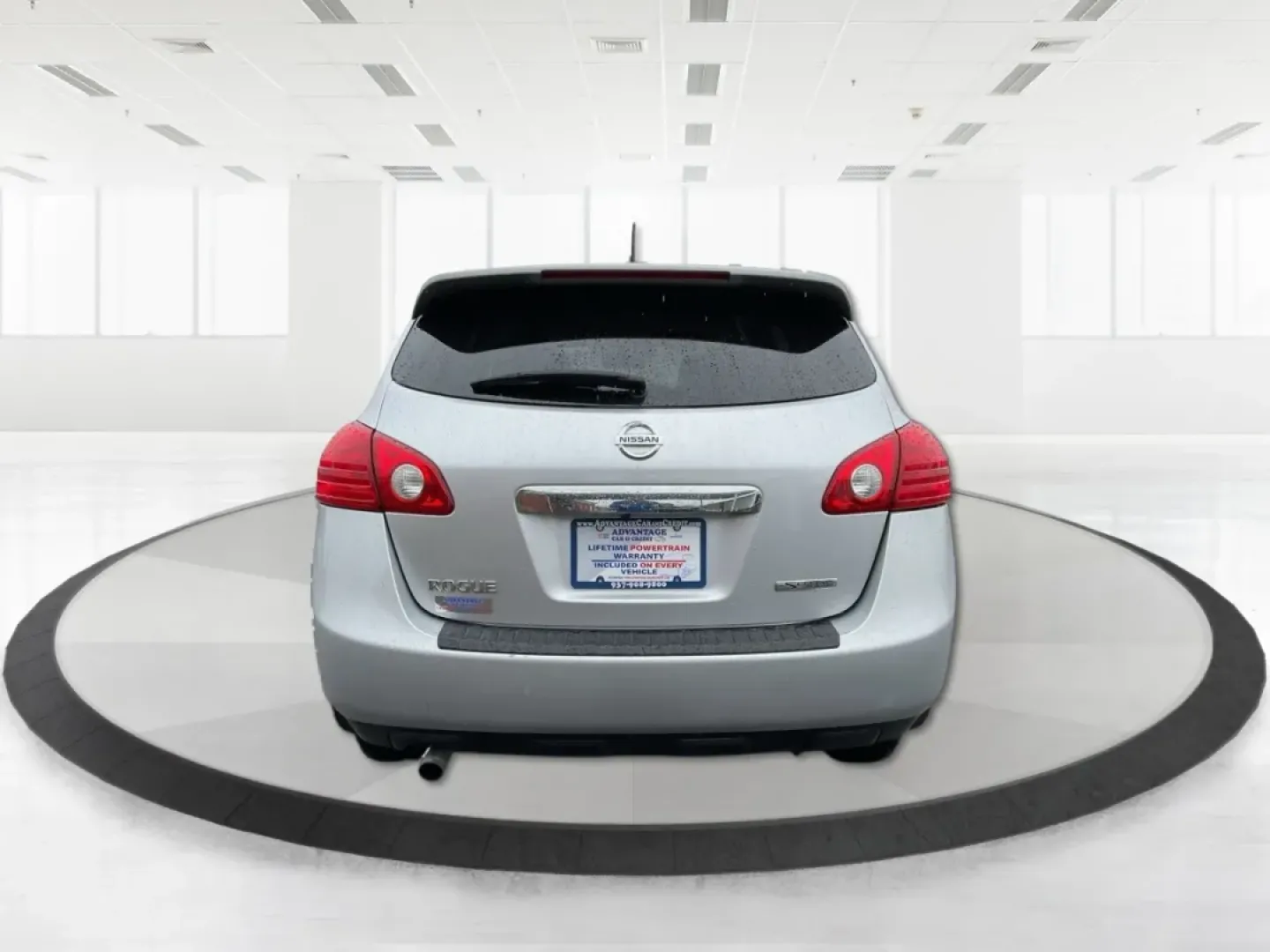 2012 Nissan Rogue S (JN8AS5MT2CW) with an 2.5L I-4 DOHC engine, located at 1184 Kauffman Ave, Fairborn, OH, 45324, (937) 908-9800, 39.807072, -84.030914 - Are you seeking the perfect vehicle that balances style, comfort, and versatility? Look no further than the 2012 Nissan Rogue, now available at Advantage Car and Credit in Fairborn, OH. This sleek SUV is not just a mode of transportation; it's your ticket to adventure, ideal for growing families, we - Photo#3