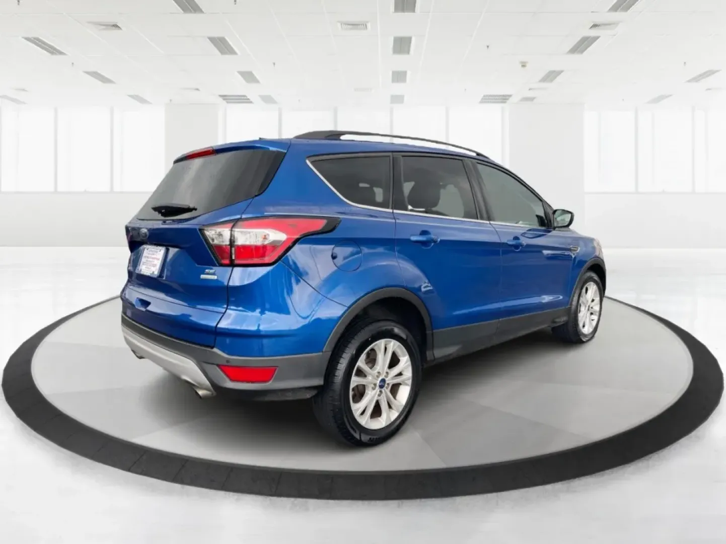 2017 Ford Escape SE (1FMCU0GD5HU) with an Other engine, located at 1951 S Dayton Lakeview Rd., New Carlisle, OH, 45344, (937) 908-9800, 39.890999, -84.050255 - **Adventure Awaits in This 2017 Ford Escape SE Perfect for Your Ohio Lifestyle!**<br /> <br /> Are you ready to embrace the open road? Whether you're commuting to work, taking the kids to soccer practice, or planning a weekend getaway to nearby attractions like the National Museum of the U.S. Air F - Photo#2