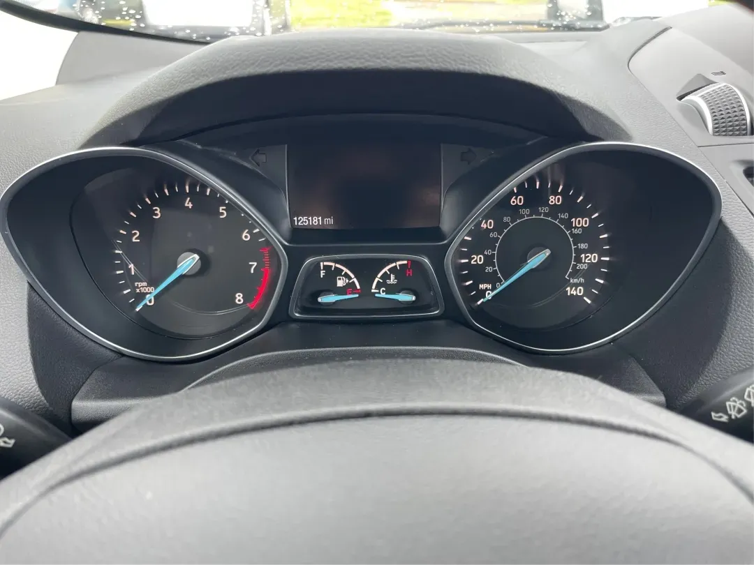 2017 Ford Escape SE (1FMCU0GD5HU) with an Other engine, located at 1184 Kauffman Ave, Fairborn, OH, 45324, (937) 908-9800, 39.807072, -84.030914 - **Adventure Awaits in This 2017 Ford Escape SE Perfect for Your Ohio Lifestyle!**<br /> <br /> Are you ready to embrace the open road? Whether you're commuting to work, taking the kids to soccer practice, or planning a weekend getaway to nearby attractions like the National Museum of the U.S. Air F - Photo#14