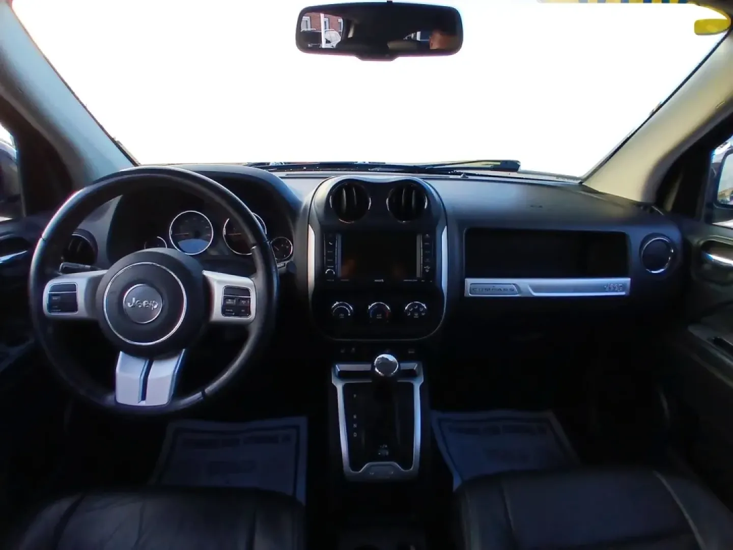 2016 Jeep Compass Latitude 4WD (1C4NJDEB7GD) with an 2.4L L4 DOHC 16V engine, 6-Speed Automatic transmission, located at 880 E. National Road, Vandalia, OH, 45377, (937) 908-9800, 39.891918, -84.183594 - **Discover Adventure with the 2016 Jeep Compass Latitude 4WD at Advantage Car and Credit!**<br /> <br /> Are you ready to embrace your next adventure? Whether you're planning a weekend getaway, commuting to work, or navigating your family through busy city streets, the 2016 Jeep Compass Latitude 4WD - Photo#20