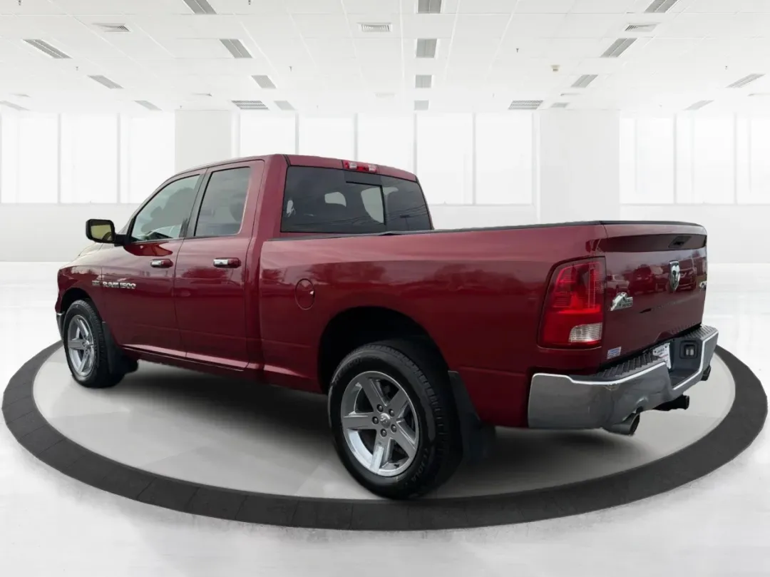 2012 Ram 1500 SLT (1C6RD7GT9CS) with an HEMI 5.7L V-8 variable valve control engine, 5-Speed Automatic transmission, located at 1184 Kauffman Ave, Fairborn, OH, 45324, (937) 908-9800, 39.807072, -84.030914 - **Unleash Adventure with the 2012 Ram 1500 SLT Your Next Truck Awaits!**<br /> <br /> Are you ready to elevate your weekend adventures or tackle your daily commute with confidence? Look no further than the 2012 Ram 1500 SLT, a robust and stylish pickup truck designed to meet the needs of families, - Photo#6