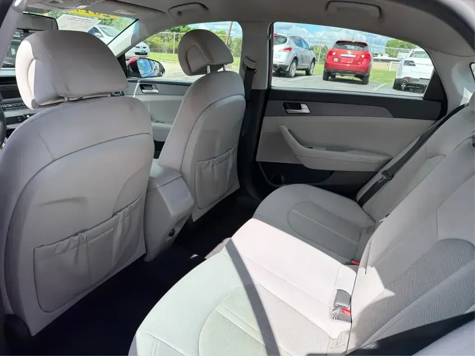 2017 Hyundai Sonata SE (5NPE24AF8HH) with an 2.4L L4 DOHC 16V engine, 7A transmission, located at 8750 N County Rd 25A, Piqua, OH, 45356, (937) 908-9800, 40.164391, -84.232513 - Need a smart, comfortable sedan that fits real life in West Central Ohio-daily commutes up I75, school drop-offs, and weekend runs to downtown Piqua or the Miami County Fairgrounds? This **2017 Hyundai Sonata SE** in eye-catching **Red** is a practical, budget-friendly choice with the space and effi- Photo#10