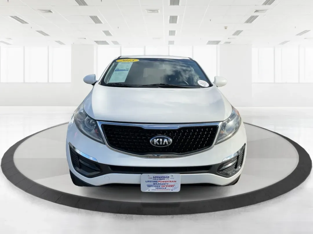 2015 Kia Sportage LX (KNDPB3AC1F7) with an Other engine, located at 4508 South Dixie Dr, Moraine, OH, 45439, (937) 908-9800, 39.689976, -84.218452 - Are you looking for a versatile vehicle that can handle your family's daily adventures while also being budget-friendly? Look no further than this 2015 Kia Sportage LX, now available at Advantage Car and Credit in Fairborn, OH. This stylish crossover SUV is perfect for growing families, weekend geta - Photo#5
