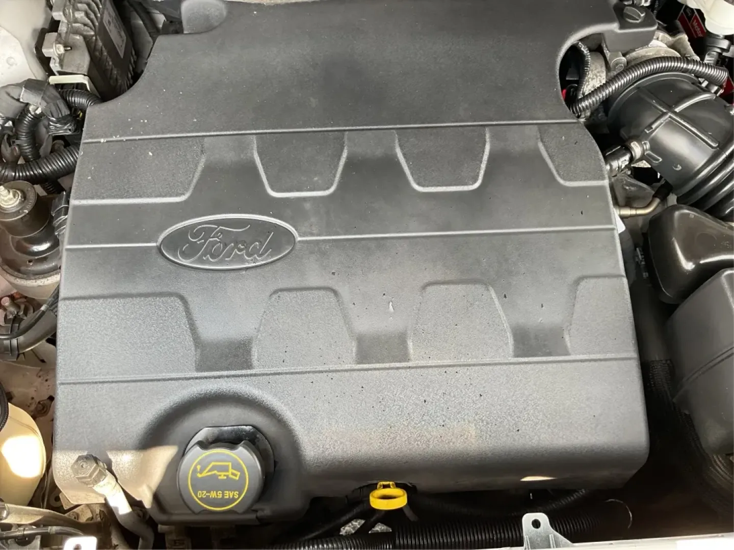 2018 Ford Edge SEL (2FMPK4J8XJB) with an 3.5L V-6 DOHC engine, located at 1184 Kauffman Ave, Fairborn, OH, 45324, (937) 908-9800, 39.807072, -84.030914 - **Explore New Adventures with the 2018 Ford Edge SEL at Advantage Car and Credit!**<br /> <br /> Are you ready to elevate your driving experience? Whether you're carting the kids to soccer practice, planning a weekend getaway, or simply commuting to work, the 2018 Ford Edge SEL offers both style and - Photo#11