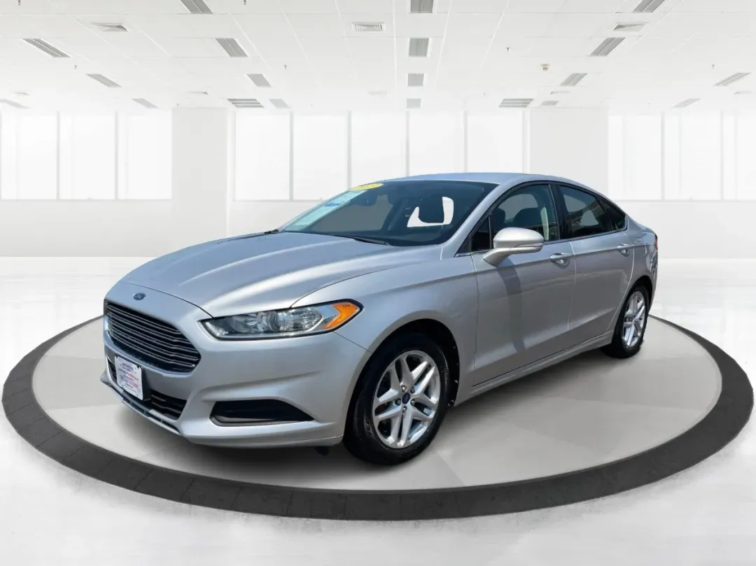 2013 Ford Fusion SE (3FA6P0H73DR) with an Other engine, located at 1230 East Main St, Xenia, OH, 45385, (937) 908-9800, 39.688026, -83.910172 - **Unlock Your Lifestyle with the 2013 Ford Fusion SE Perfect for Your Daily Adventures!**<br /> <br /> Are you looking for a sophisticated sedan that blends style, comfort, and technology? Look no further than this 2013 Ford Fusion SE, located at Advantage Car and Credit in Fairborn, OH. With its a - Photo#8