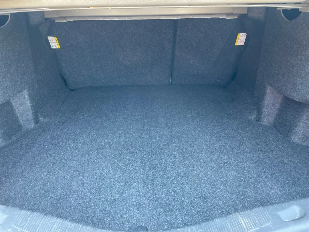 2013 Ford Fusion SE (3FA6P0H73DR) with an Other engine, located at 1230 East Main St, Xenia, OH, 45385, (937) 908-9800, 39.688026, -83.910172 - **Unlock Your Lifestyle with the 2013 Ford Fusion SE Perfect for Your Daily Adventures!**<br /> <br /> Are you looking for a sophisticated sedan that blends style, comfort, and technology? Look no further than this 2013 Ford Fusion SE, located at Advantage Car and Credit in Fairborn, OH. With its a - Photo#12