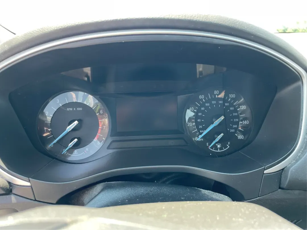 2013 Ford Fusion SE (3FA6P0H73DR) with an Other engine, located at 1230 East Main St, Xenia, OH, 45385, (937) 908-9800, 39.688026, -83.910172 - **Unlock Your Lifestyle with the 2013 Ford Fusion SE Perfect for Your Daily Adventures!**<br /> <br /> Are you looking for a sophisticated sedan that blends style, comfort, and technology? Look no further than this 2013 Ford Fusion SE, located at Advantage Car and Credit in Fairborn, OH. With its a - Photo#15