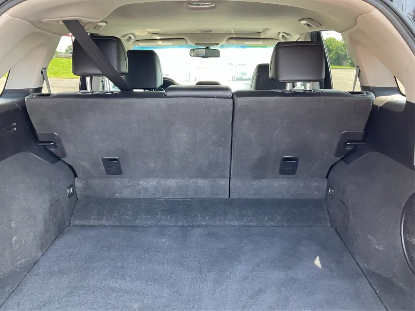 2014 Acura RDX Base (5J8TB4H33EL) with an Other engine, located at 1951 S Dayton Lakeview Rd., New Carlisle, OH, 45344, (937) 908-9800, 39.890999, -84.050255 - **Elevate Your Journey with the 2014 Acura RDX: Perfect for Every Adventure in Fairborn, OH**<br /> <br /> Are you on the hunt for a versatile vehicle that can seamlessly blend into your active lifestyle? Whether you're commuting to work, running errands around Fairborn, or planning a weekend getawa - Photo#12