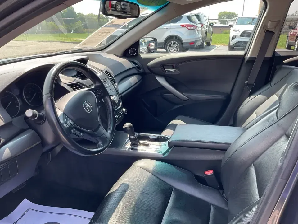 2014 Acura RDX Base (5J8TB4H33EL) with an 2.3L L4 DOHC 16V engine, 6-Speed Automatic transmission, located at 401 Woodman Dr, Riverside, OH, 45431, (937) 908-9800, 39.760899, -84.123421 - **Elevate Your Journey with the 2014 Acura RDX: Perfect for Every Adventure in Fairborn, OH**<br /> <br /> Are you on the hunt for a versatile vehicle that can seamlessly blend into your active lifestyle? Whether you're commuting to work, running errands around Fairborn, or planning a weekend getawa - Photo#9