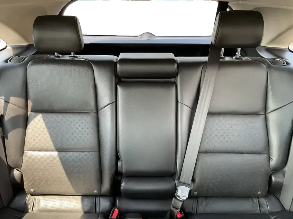 2014 Acura RDX Base (5J8TB4H33EL) with an 2.3L L4 DOHC 16V engine, 6-Speed Automatic transmission, located at 880 E. National Road, Vandalia, OH, 45377, (937) 908-9800, 39.891918, -84.183594 - **Elevate Your Journey with the 2014 Acura RDX: Perfect for Every Adventure in Fairborn, OH**<br /> <br /> Are you on the hunt for a versatile vehicle that can seamlessly blend into your active lifestyle? Whether you're commuting to work, running errands around Fairborn, or planning a weekend getawa - Photo#14