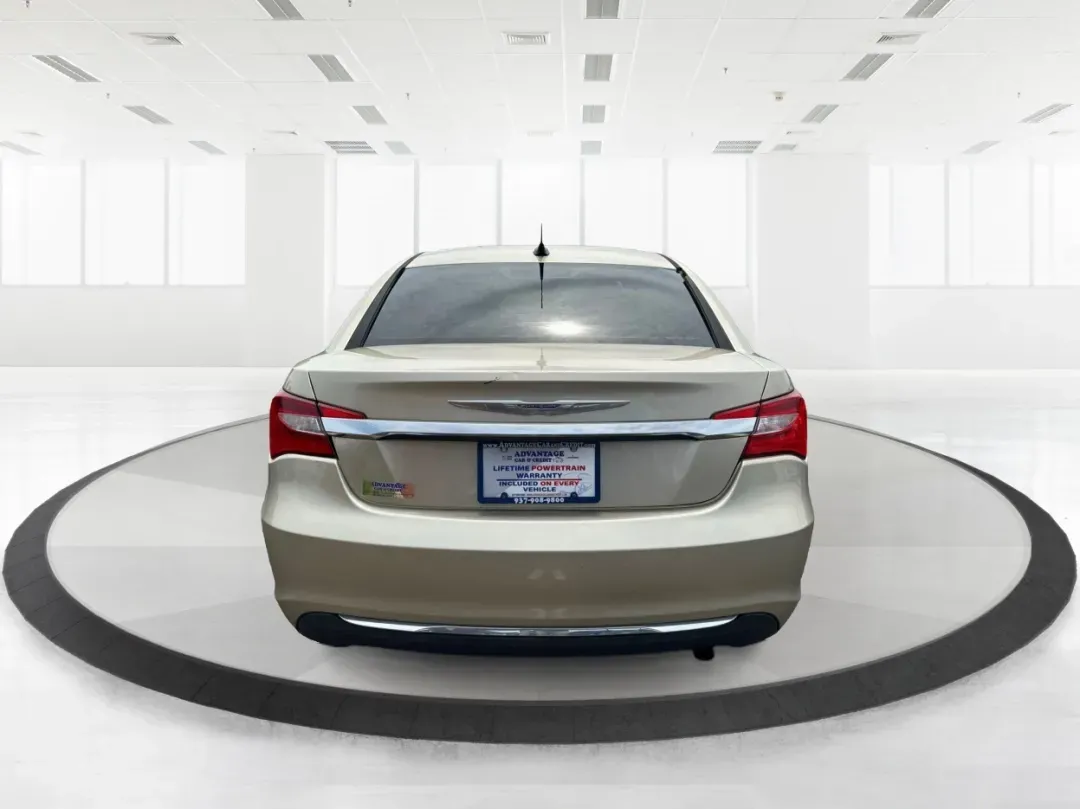 2011 Chrysler 200 Limited (1C3BC2FB0BN) with an Other engine, located at 4508 South Dixie Dr, Moraine, OH, 45439, (937) 908-9800, 39.689976, -84.218452 - 2011 Chrysler 200 Limited - Photo#3