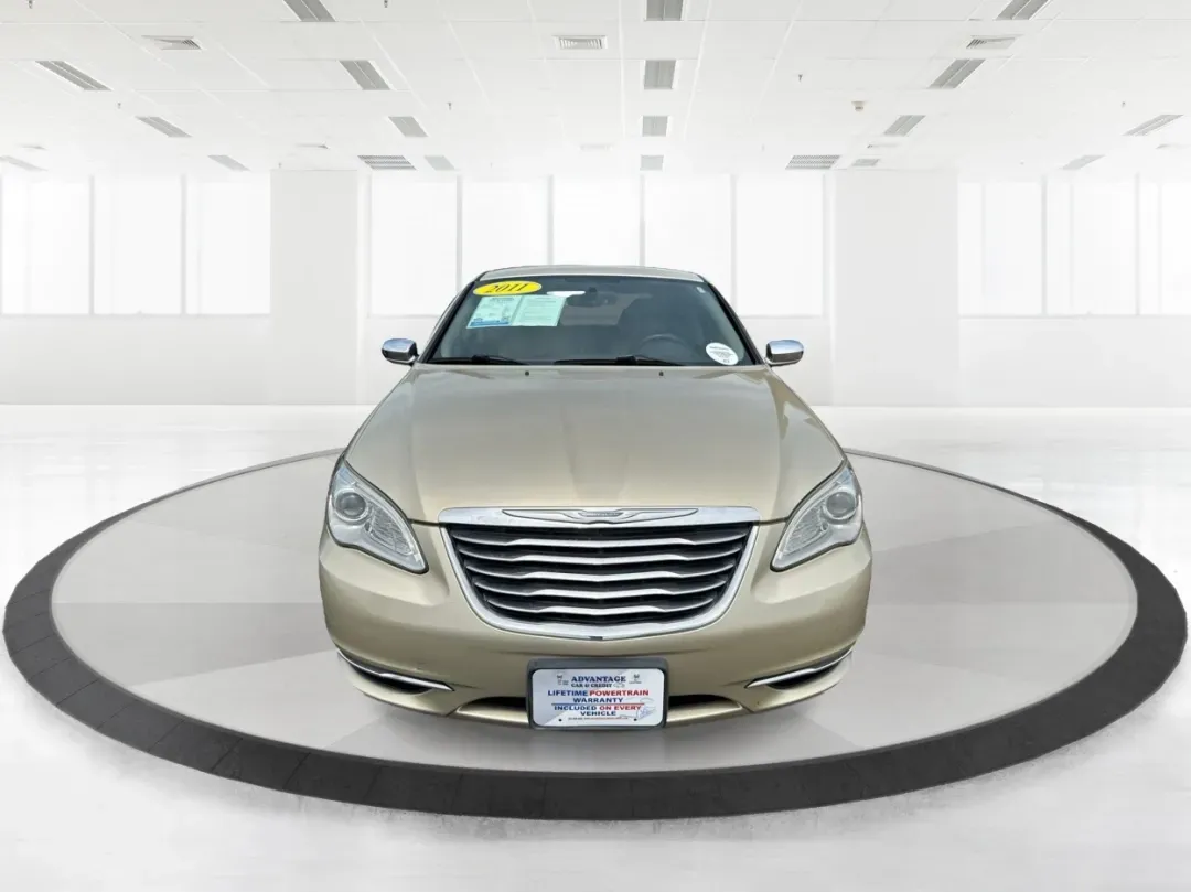 2011 Chrysler 200 Limited (1C3BC2FB0BN) with an Other engine, located at 4508 South Dixie Dr, Moraine, OH, 45439, (937) 908-9800, 39.689976, -84.218452 - 2011 Chrysler 200 Limited - Photo#7