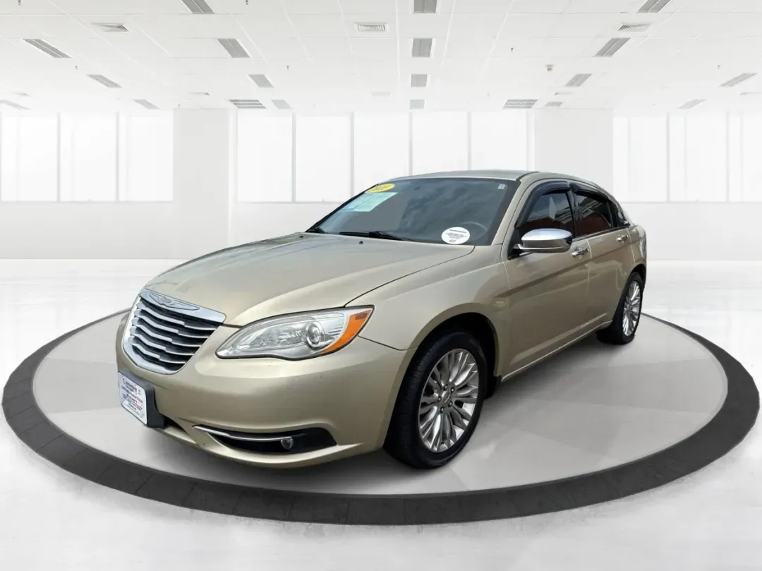 2011 Chrysler 200 Limited (1C3BC2FB0BN) with an Other engine, located at 4508 South Dixie Dr, Moraine, OH, 45439, (937) 908-9800, 39.689976, -84.218452 - 2011 Chrysler 200 Limited - Photo#8