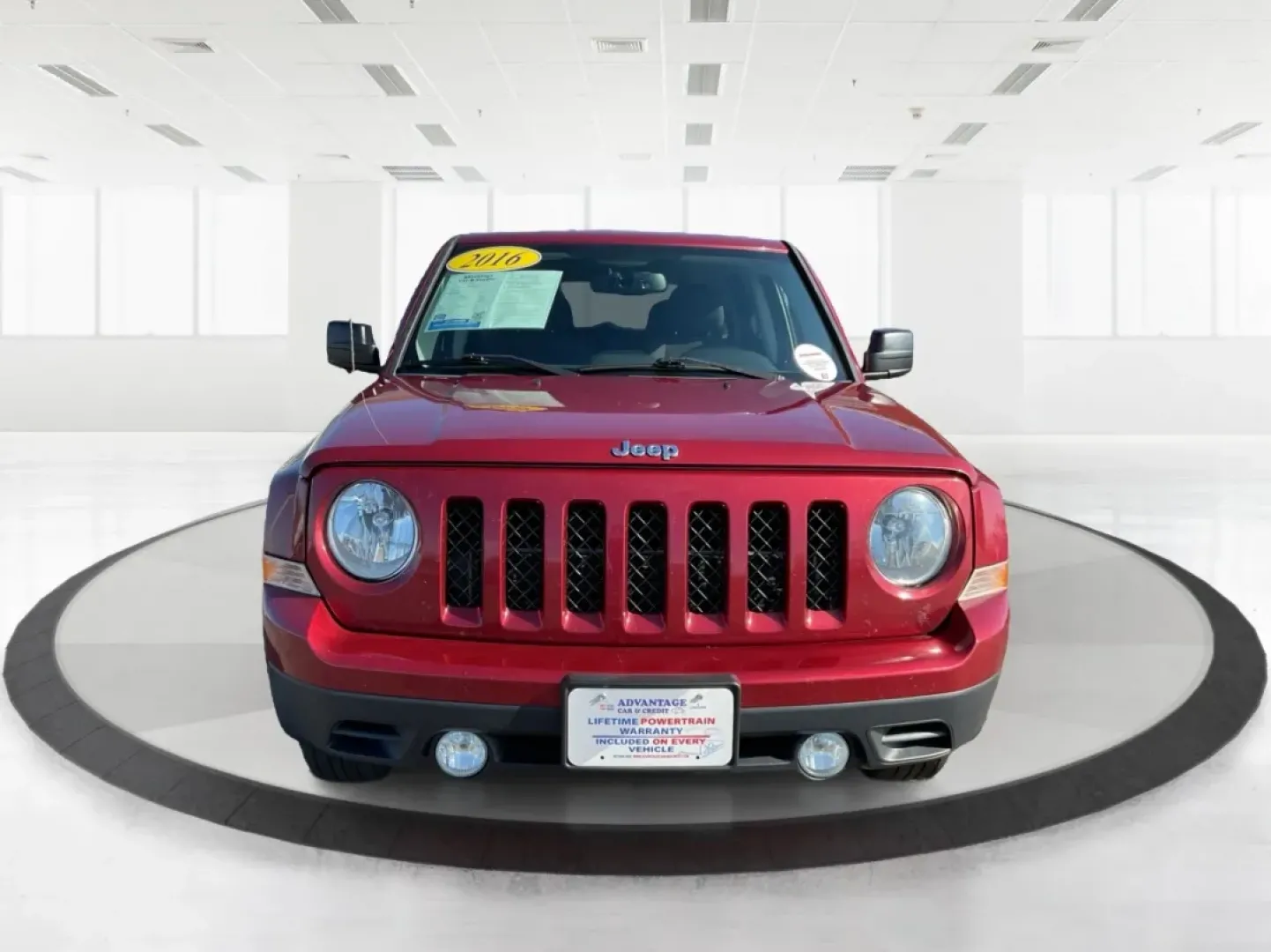 2016 Jeep Patriot Sport (1C4NJRBB0GD) with an 2.4L I-4 DOHC engine, located at 8750 N County Rd 25A, Piqua, OH, 45356, (937) 908-9800, 40.164391, -84.232513 - Are you ready to elevate your adventures and create lasting memories with family and friends? Look no further than this versatile 2016 Jeep Patriot Sport, available now at Advantage Car and Credit in Fairborn, OH. Perfect for weekend getaways and daily commutes alike, this SUV offers the ideal blend - Photo#4