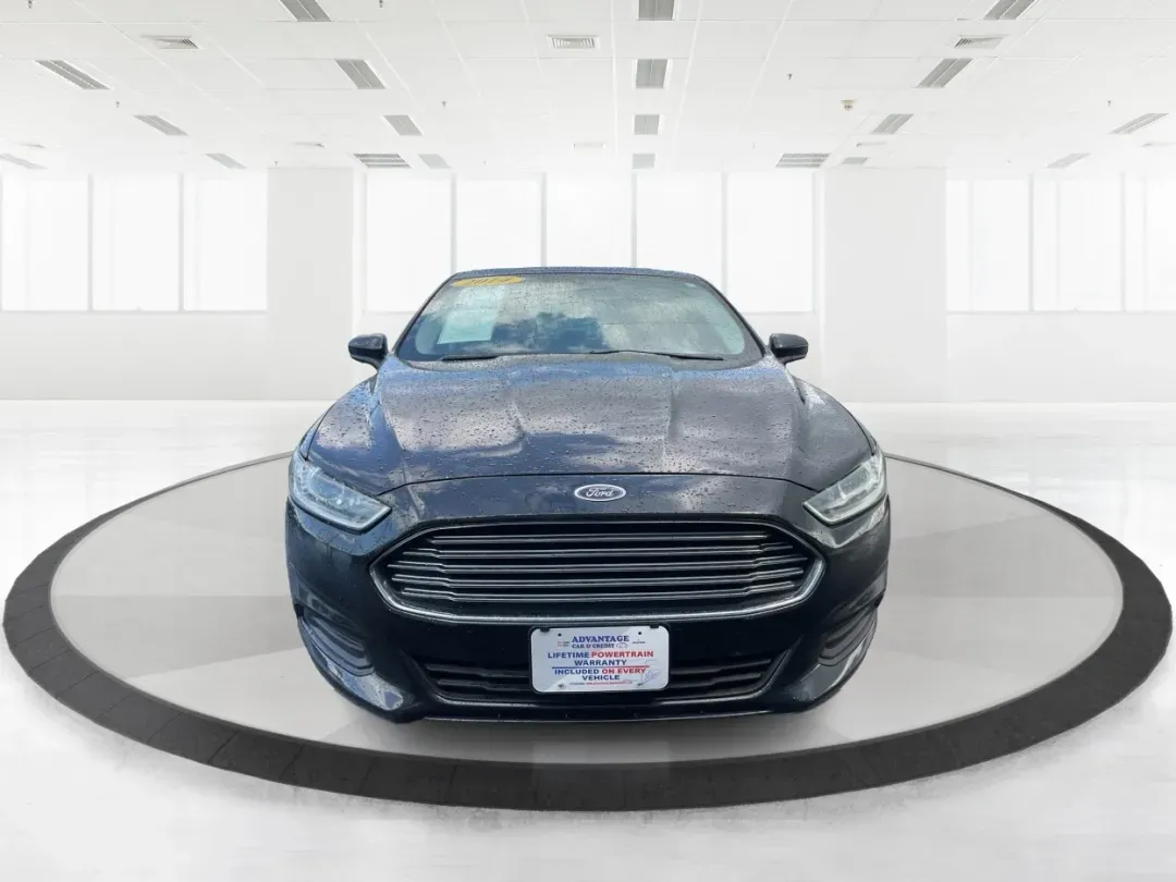 2014 Ford Fusion S (3FA6P0G75ER) with an Duratec 2.5L I-4 DOHC engine, located at 1951 S Dayton Lakeview Rd., New Carlisle, OH, 45344, (937) 908-9800, 39.890999, -84.050255 - **Discover Your Next Adventure with the 2014 Ford Fusion at Advantage Car and Credit!**<br /> <br /> Are you ready to elevate your daily commute or embark on weekend road trips? The 2014 Ford Fusion at Advantage Car and Credit is your perfect companion for both. Its stylish design and dependable per - Photo#7