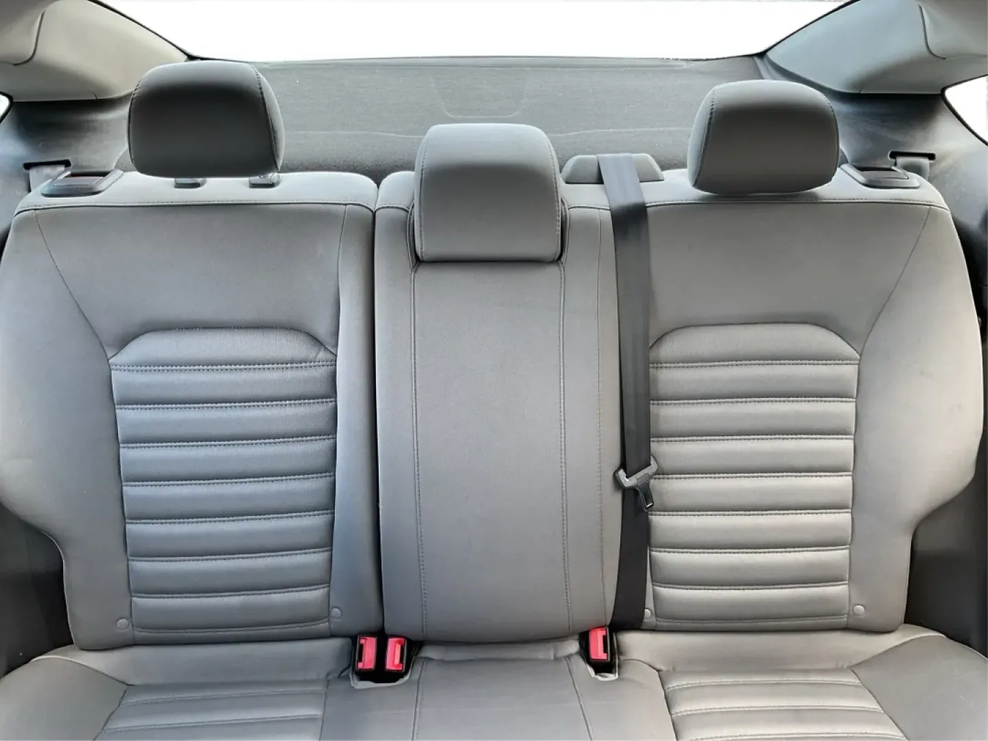 2014 Ford Fusion S (3FA6P0G75ER) with an Duratec 2.5L I-4 DOHC engine, located at 1951 S Dayton Lakeview Rd., New Carlisle, OH, 45344, (937) 908-9800, 39.890999, -84.050255 - **Discover Your Next Adventure with the 2014 Ford Fusion at Advantage Car and Credit!**<br /> <br /> Are you ready to elevate your daily commute or embark on weekend road trips? The 2014 Ford Fusion at Advantage Car and Credit is your perfect companion for both. Its stylish design and dependable per - Photo#13