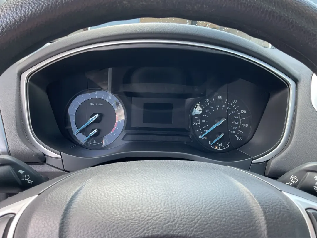 2014 Ford Fusion S (3FA6P0G75ER) with an Duratec 2.5L I-4 DOHC engine, located at 1951 S Dayton Lakeview Rd., New Carlisle, OH, 45344, (937) 908-9800, 39.890999, -84.050255 - **Discover Your Next Adventure with the 2014 Ford Fusion at Advantage Car and Credit!**<br /> <br /> Are you ready to elevate your daily commute or embark on weekend road trips? The 2014 Ford Fusion at Advantage Car and Credit is your perfect companion for both. Its stylish design and dependable per - Photo#14