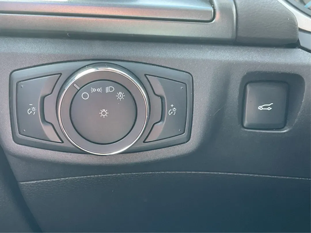 2014 Ford Fusion S (3FA6P0G75ER) with an Duratec 2.5L I-4 DOHC engine, located at 1951 S Dayton Lakeview Rd., New Carlisle, OH, 45344, (937) 908-9800, 39.890999, -84.050255 - **Discover Your Next Adventure with the 2014 Ford Fusion at Advantage Car and Credit!**<br /> <br /> Are you ready to elevate your daily commute or embark on weekend road trips? The 2014 Ford Fusion at Advantage Car and Credit is your perfect companion for both. Its stylish design and dependable per - Photo#16