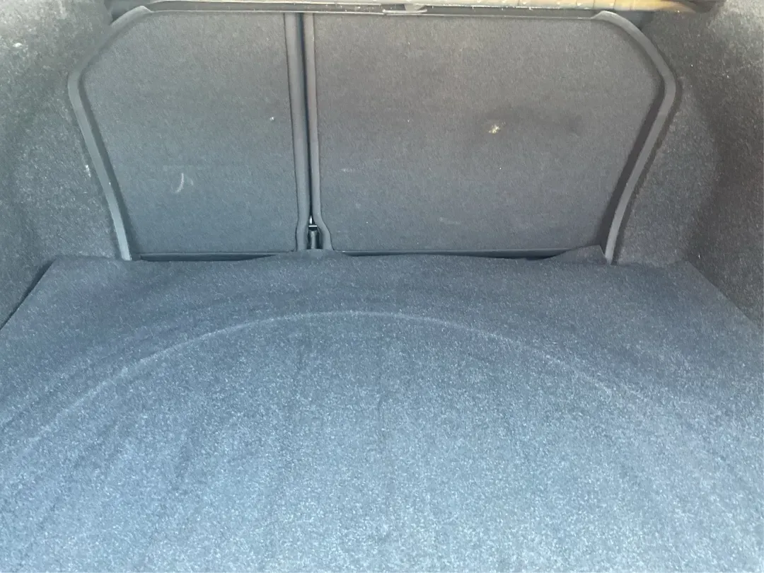 2019 Hyundai Elantra SE (5NPD74LF7KH) with an Nu 2L I-4 DOHC engine, located at 401 Woodman Dr, Riverside, OH, 45431, (937) 908-9800, 39.760899, -84.123421 - **Unlock Your Adventure with the 2019 Hyundai Elantra SE at Advantage Car and Credit!**<br /> <br /> Are you ready to elevate your daily commute or embark on weekend road trips in style? This 2019 Hyundai Elantra SE is the perfect blend of practicality and sophistication, making it an outstanding ch - Photo#12