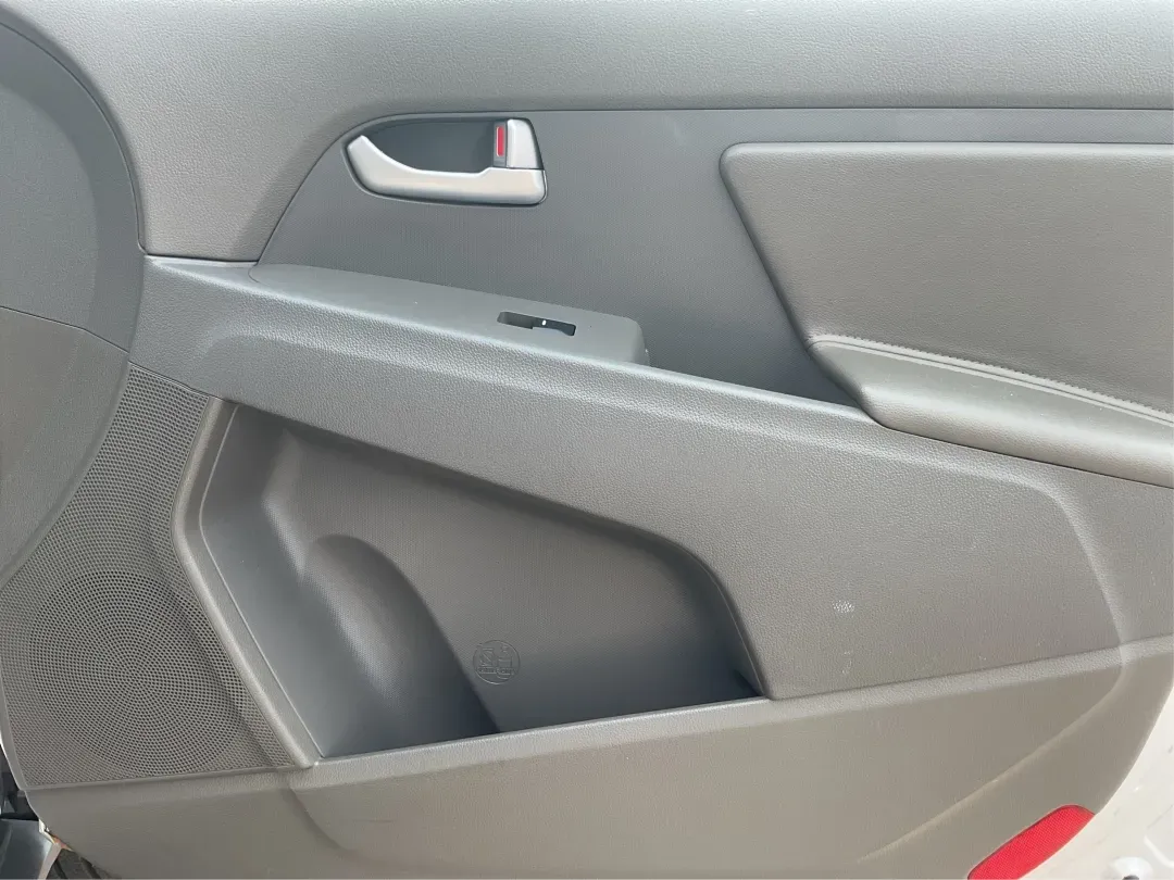 2016 Kia Sportage LX (KNDPBCACXG7) with an Theta II 2.4L I-4 gasoline direct injection engine, 6-Speed Automatic transmission, located at 401 Woodman Dr, Riverside, OH, 45431, (937) 908-9800, 39.760899, -84.123421 - Embrace the journey of life with the 2016 Kia Sportage LX, a vehicle designed for those who thrive on adventure and seek comfort in their daily commute. Whether you're navigating the bustling streets of Fairborn, OH, or embarking on a weekend family getaway, this versatile crossover is your perfect - Photo#18