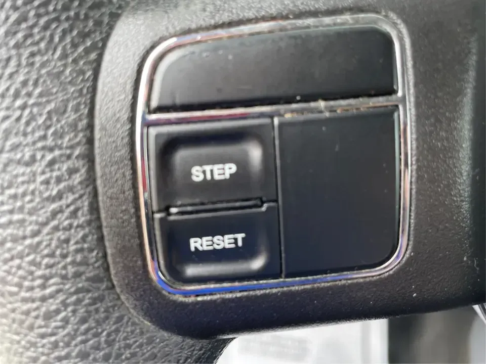 2016 Jeep Patriot Sport (1C4NJPBAXGD) with an 2.0L L4 DOHC 16V engine, Automatic transmission, located at 1184 Kauffman Ave, Fairborn, OH, 45324, (937) 908-9800, 39.807072, -84.030914 - **Explore New Adventures with the 2016 Jeep Patriot Sport SUV at Advantage Car and Credit in Fairborn, OH!**<br /> <br /> Are you ready to elevate your lifestyle with a vehicle that complements your adventurous spirit? Whether you're navigating the bustling streets of Fairborn or hitting the trails - Photo#16