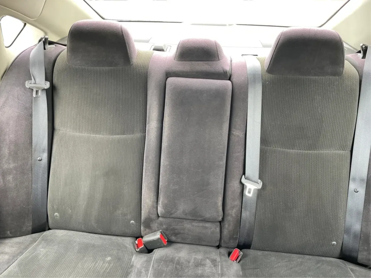 2013 Nissan Altima 2.5 S (1N4AL3APXDC) with an 2.5L I-4 DOHC engine, CVT transmission, located at 8750 N County Rd 25A, Piqua, OH, 45356, (937) 908-9800, 40.164391, -84.232513 - **Experience the Ultimate Blend of Comfort and Reliability with the 2013 Nissan Altima 2.5 S Perfect for Your Lifestyle!**<br /> <br /> Are you in search of a vehicle that effortlessly balances daily commuting and weekend getaways? Look no further than this stunning 2013 Nissan Altima 2.5 S, now av - Photo#14