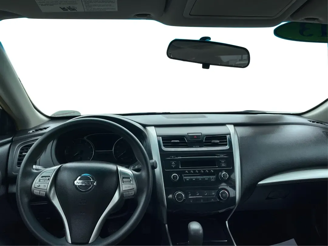 2013 Nissan Altima 2.5 S (1N4AL3APXDC) with an 2.5L I-4 DOHC engine, located at 8750 N County Rd 25A, Piqua, OH, 45356, (937) 908-9800, 40.164391, -84.232513 - **Experience the Ultimate Blend of Comfort and Reliability with the 2013 Nissan Altima 2.5 S Perfect for Your Lifestyle!**<br /> <br /> Are you in search of a vehicle that effortlessly balances daily commuting and weekend getaways? Look no further than this stunning 2013 Nissan Altima 2.5 S, now av - Photo#21