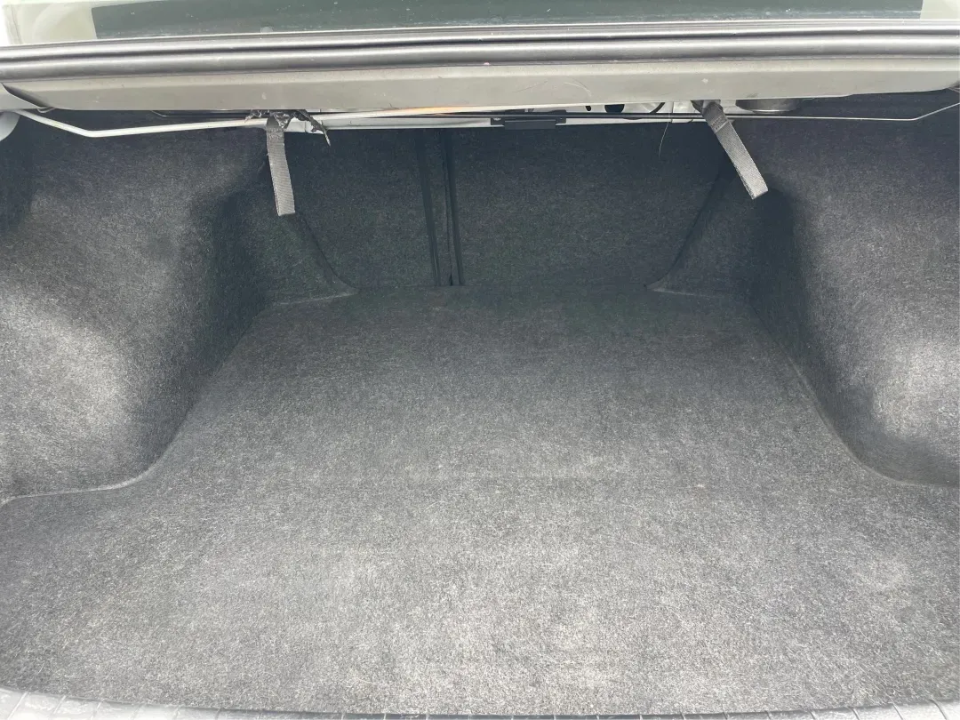 2013 Nissan Altima 2.5 S (1N4AL3APXDC) with an 2.5L I-4 DOHC engine, located at 1230 East Main St, Xenia, OH, 45385, (937) 908-9800, 39.688026, -83.910172 - **Experience the Ultimate Blend of Comfort and Reliability with the 2013 Nissan Altima 2.5 S Perfect for Your Lifestyle!**<br /> <br /> Are you in search of a vehicle that effortlessly balances daily commuting and weekend getaways? Look no further than this stunning 2013 Nissan Altima 2.5 S, now av - Photo#12