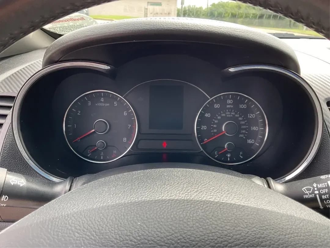 2014 Kia Forte EX (KNAFX5A88E5) with an 2L I-4 gasoline direct injection engine, located at 4508 South Dixie Dr, Moraine, OH, 45439, (937) 908-9800, 39.689976, -84.218452 - **Discover Your Next Adventure with the 2014 Kia Forte EX at Advantage Car and Credit!**<br /> <br /> Are you ready to elevate your daily commute or embark on weekend adventures? The 2014 Kia Forte EX is the perfect companion, whether you're navigating the bustling streets of Fairborn, OH, or hittin - Photo#15